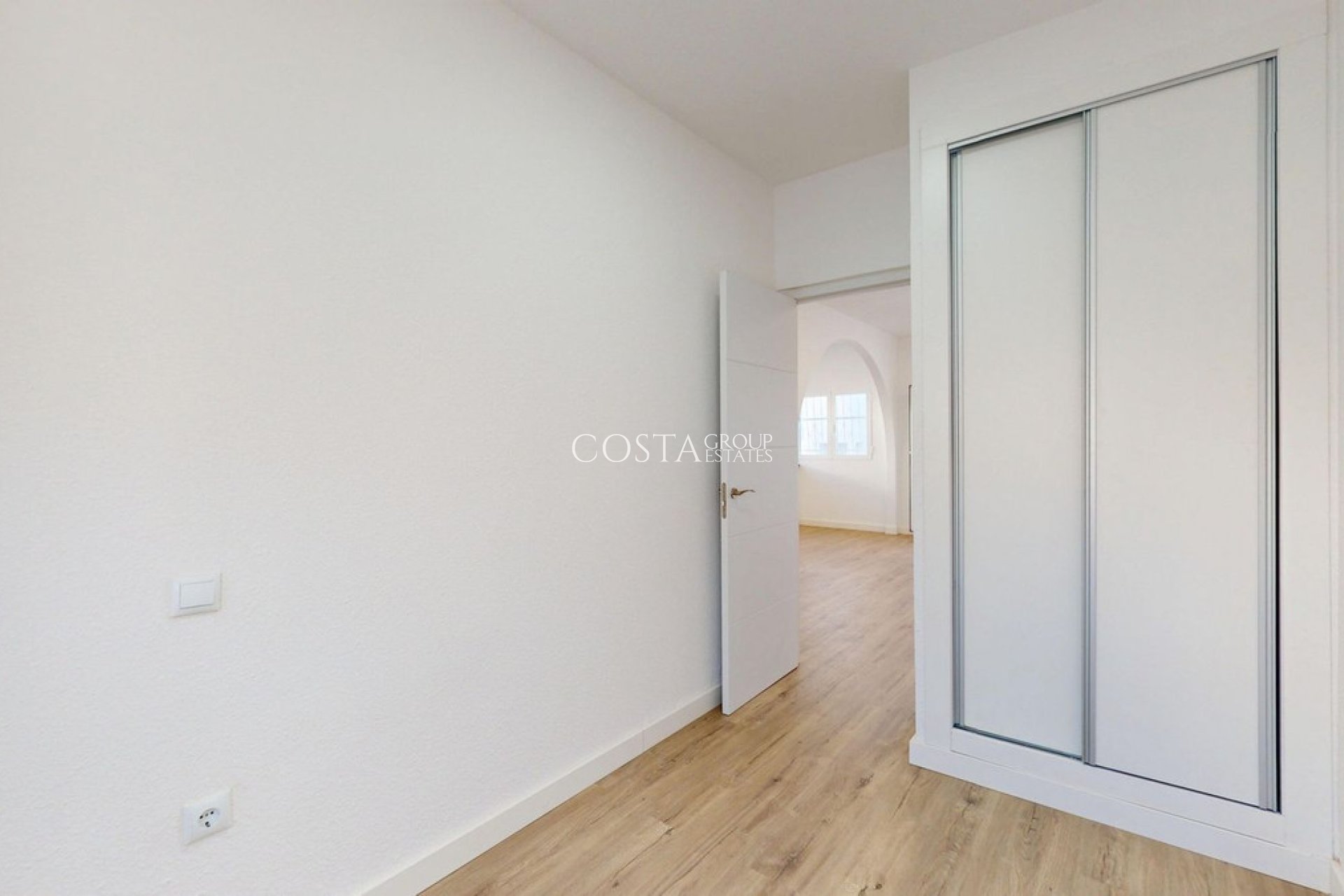 Wiederverkauf - Villa -
Orihuela Costa - Villamartin