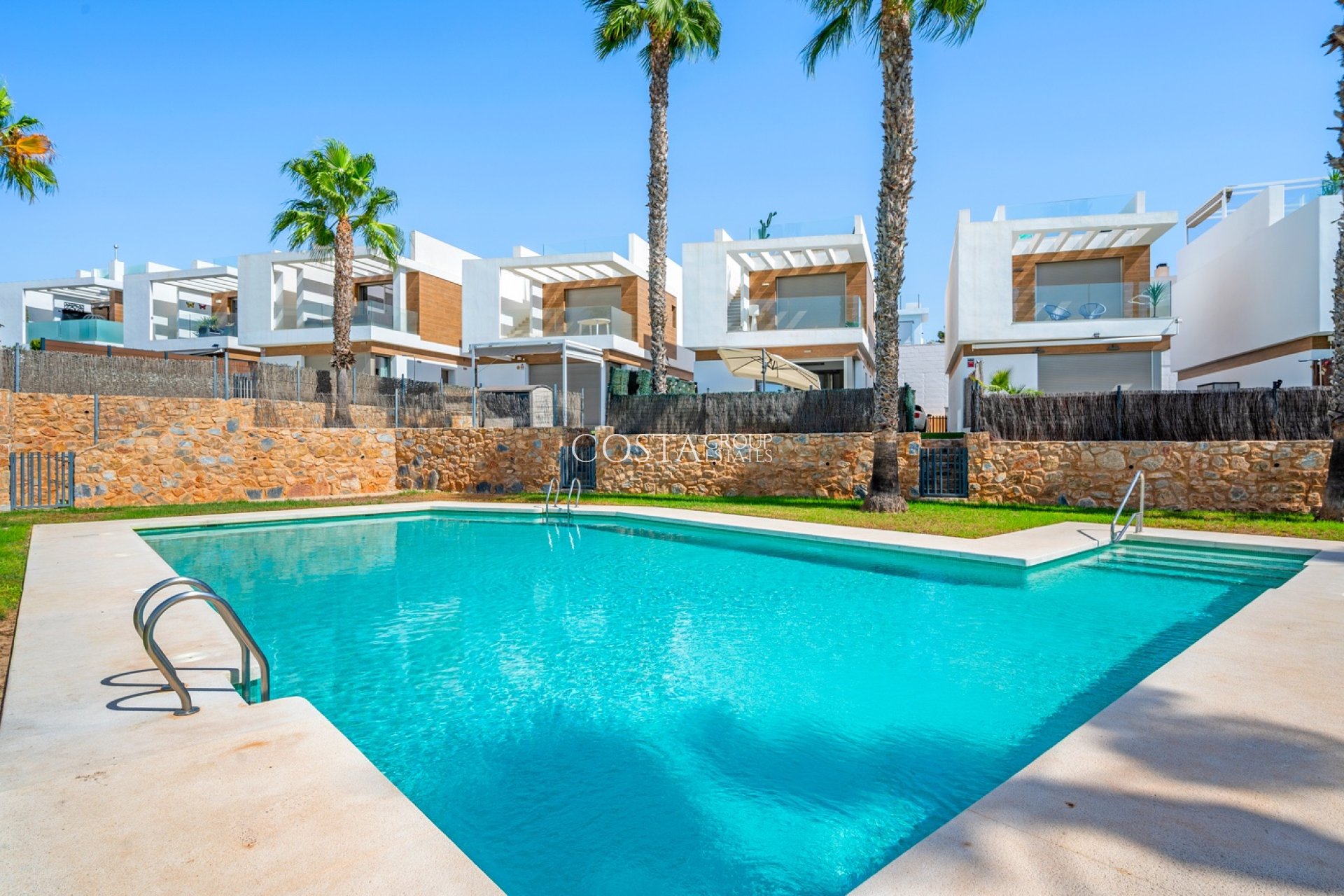 Wiederverkauf - Villa -
Orihuela Costa - Villamartín