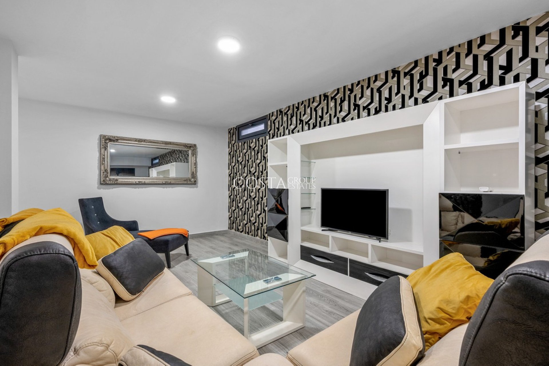 Wiederverkauf - Villa -
Orihuela Costa