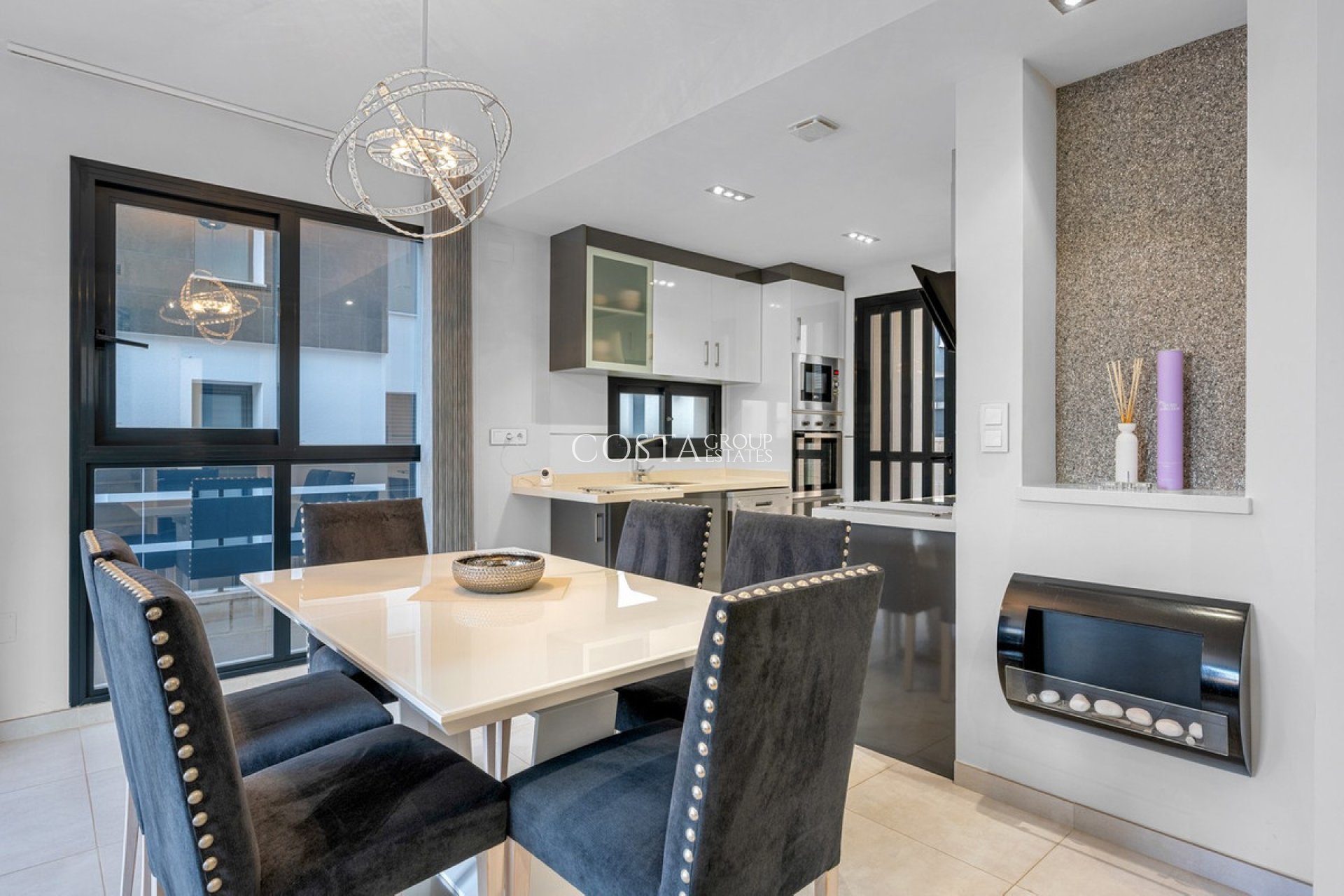 Wiederverkauf - Villa -
Orihuela Costa