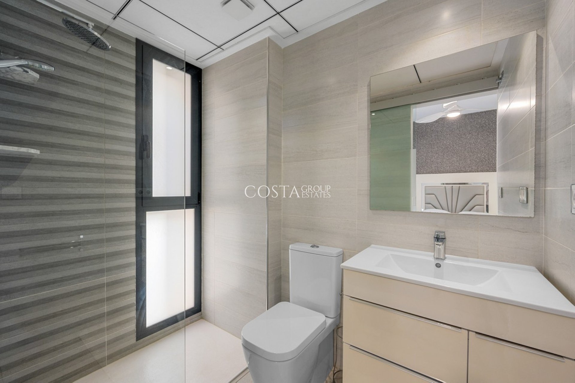 Wiederverkauf - Villa -
Orihuela Costa