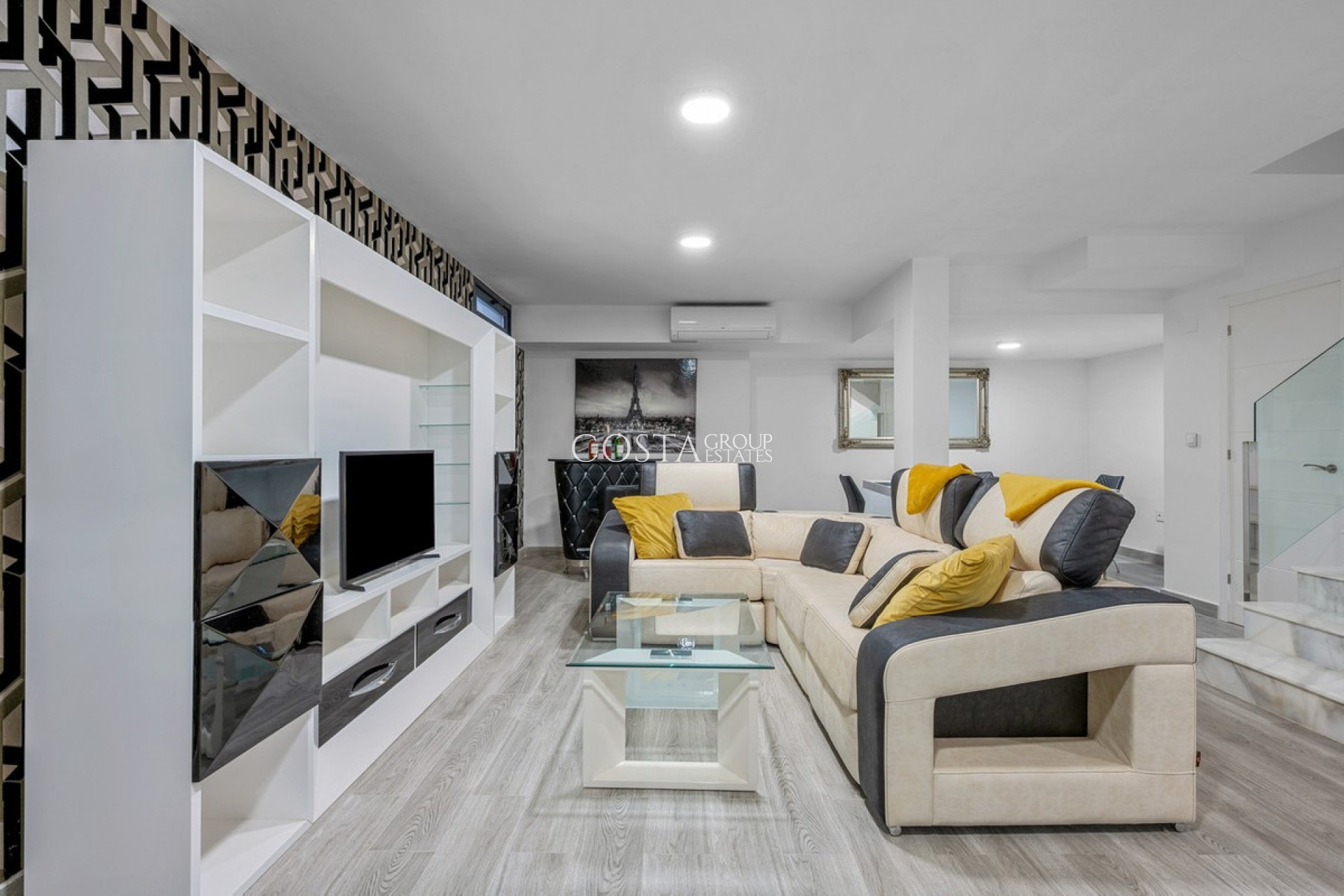 Wiederverkauf - Villa -
Orihuela Costa