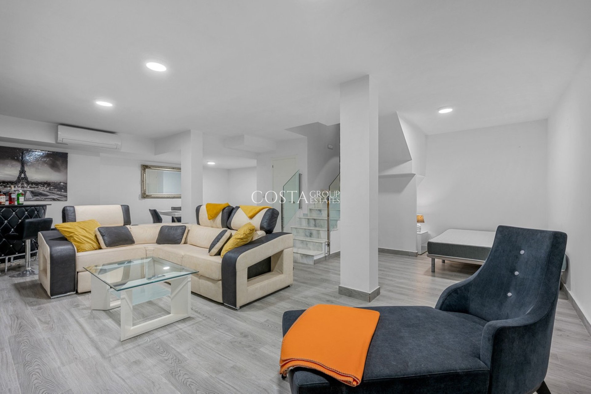 Wiederverkauf - Villa -
Orihuela Costa