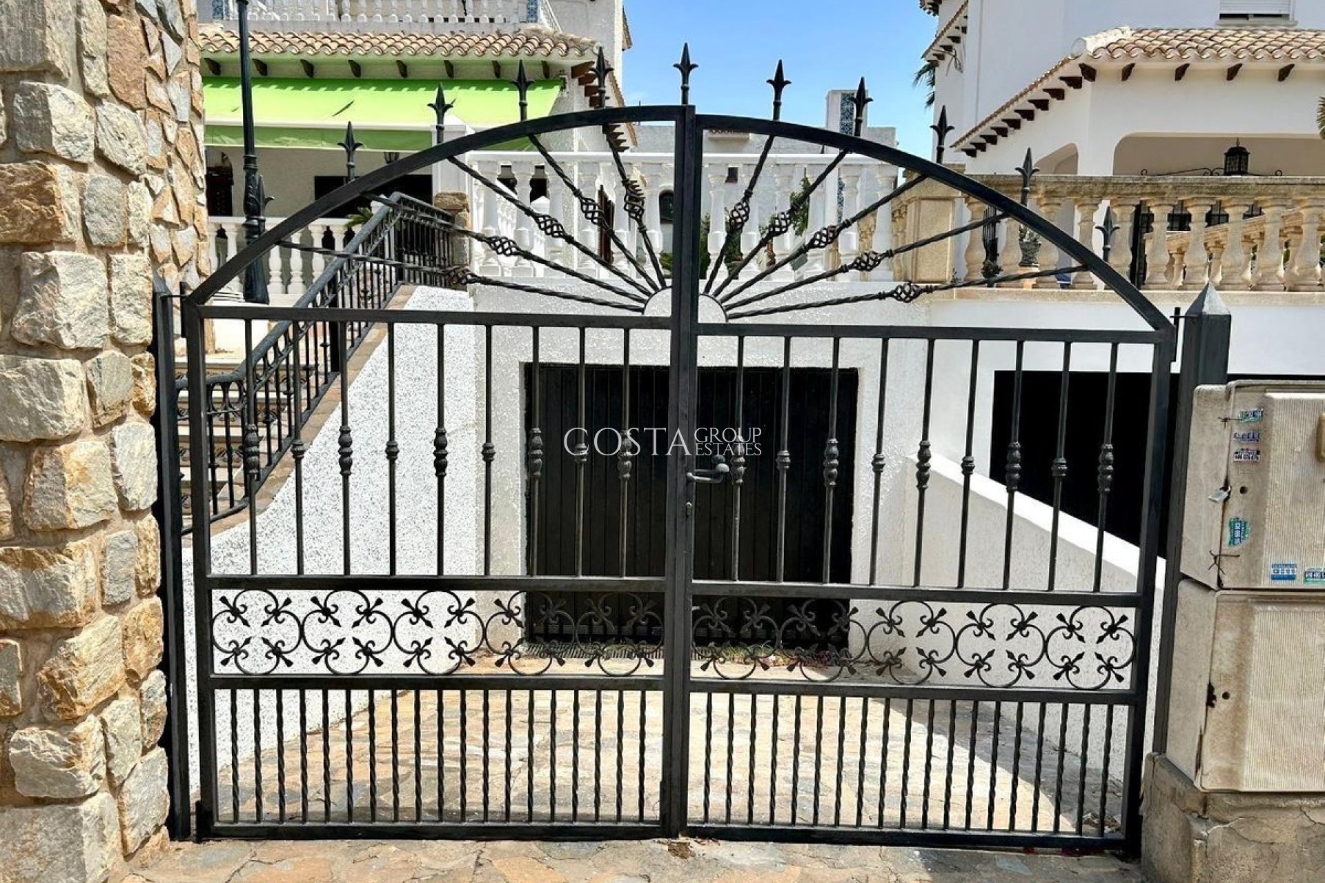 Wiederverkauf - Villa -
Orihuela - La Zenia