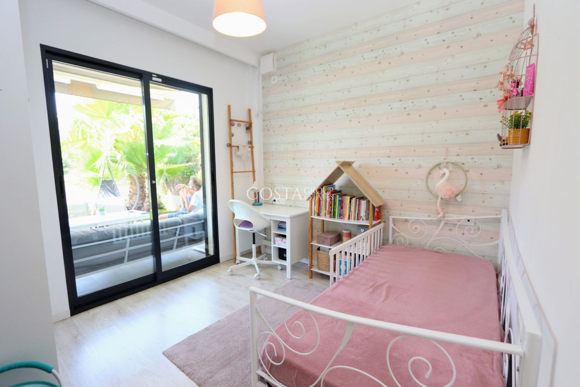 Wiederverkauf - Villa -
Orihuela - La Zenia