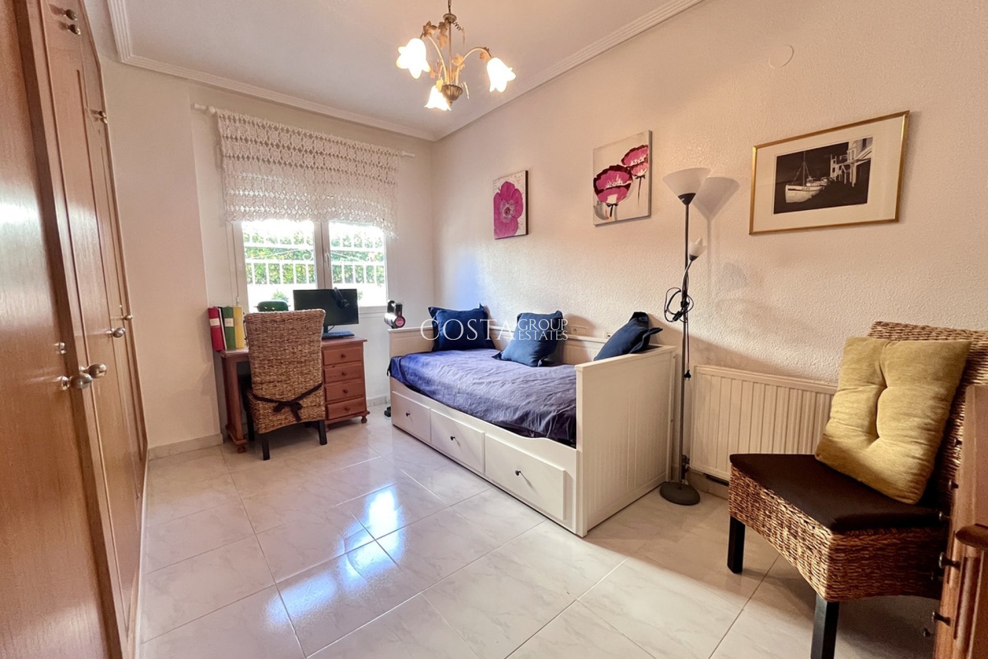 Wiederverkauf - Villa -
Orihuela - La Zenia