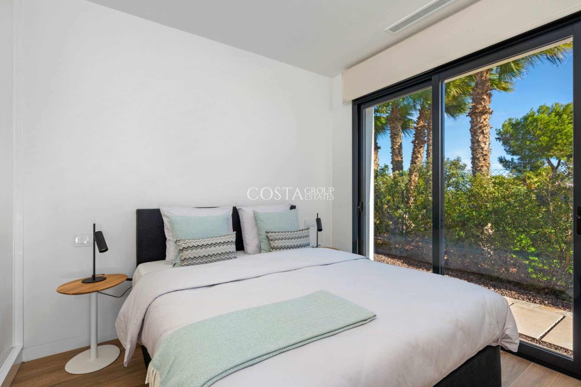 Wiederverkauf - Villa -
Orihuela - Las Colinas Golf