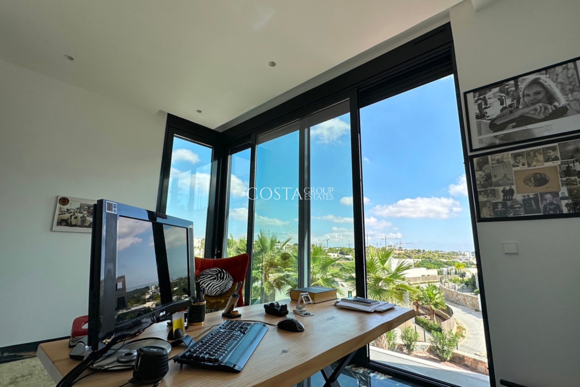 Wiederverkauf - Villa -
Orihuela - Las Colinas Golf