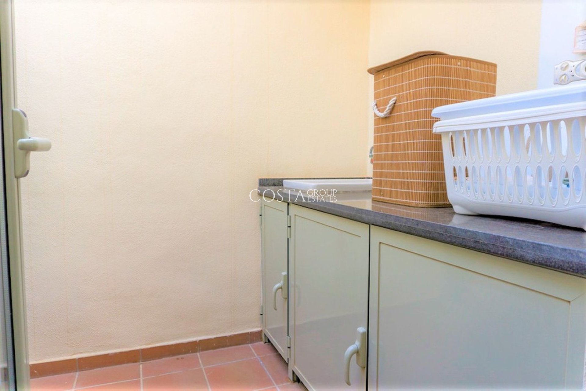 Wiederverkauf - Villa -
Orihuela - Las Colinas Golf