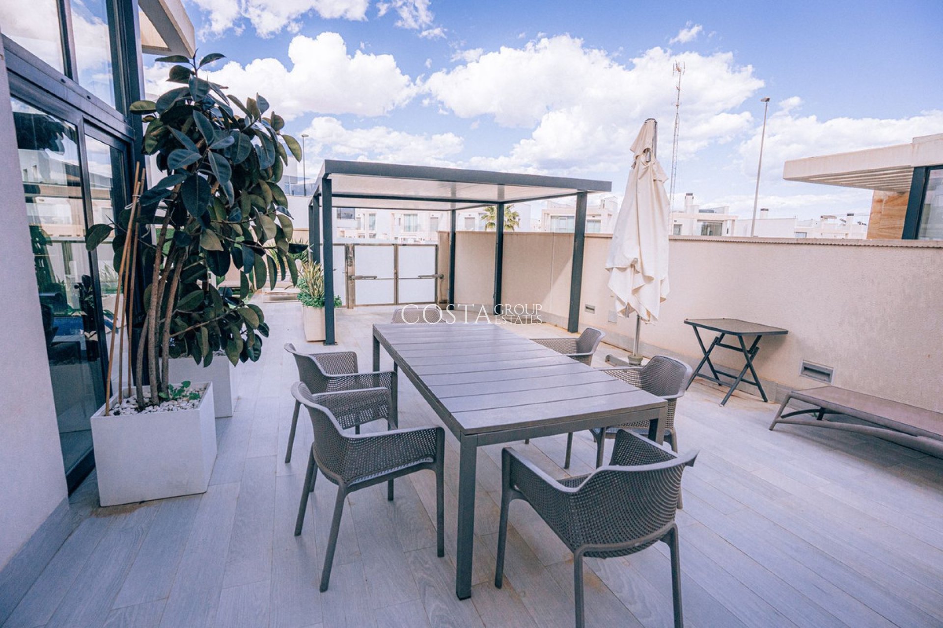 Wiederverkauf - Villa -
Orihuela - Lomas de Cabo Roig