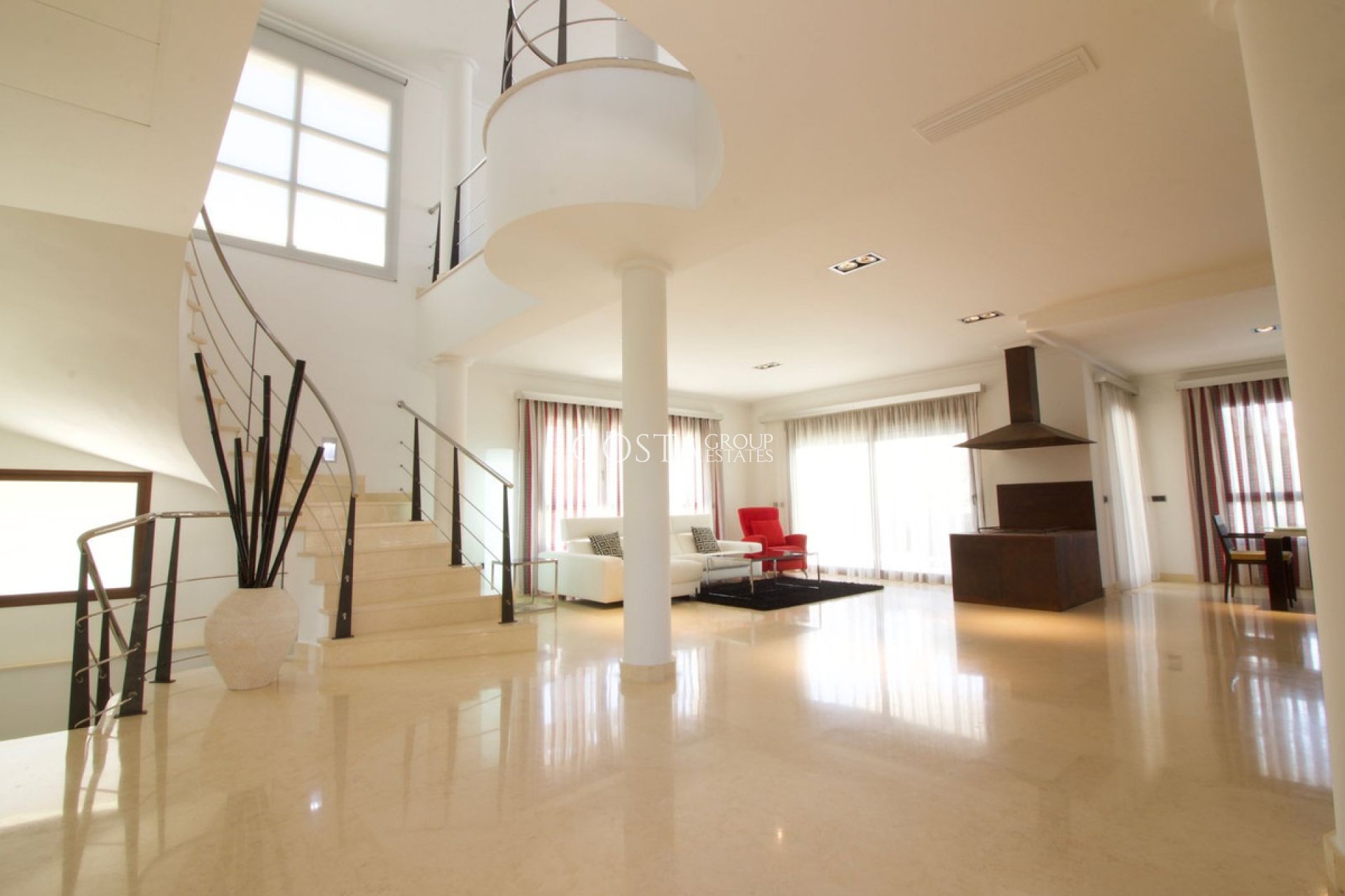 Wiederverkauf - Villa -
Orihuela - Orihuela Costa