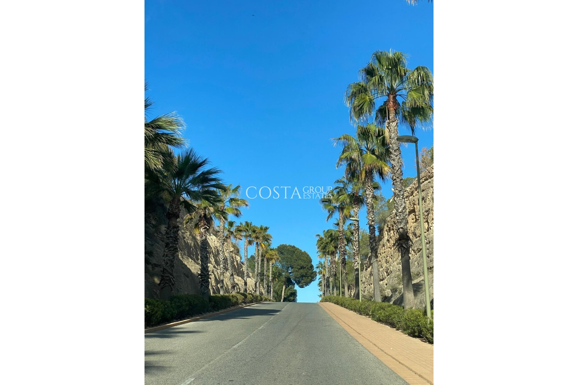 Wiederverkauf - Villa -
Orihuela - Orihuela Costa