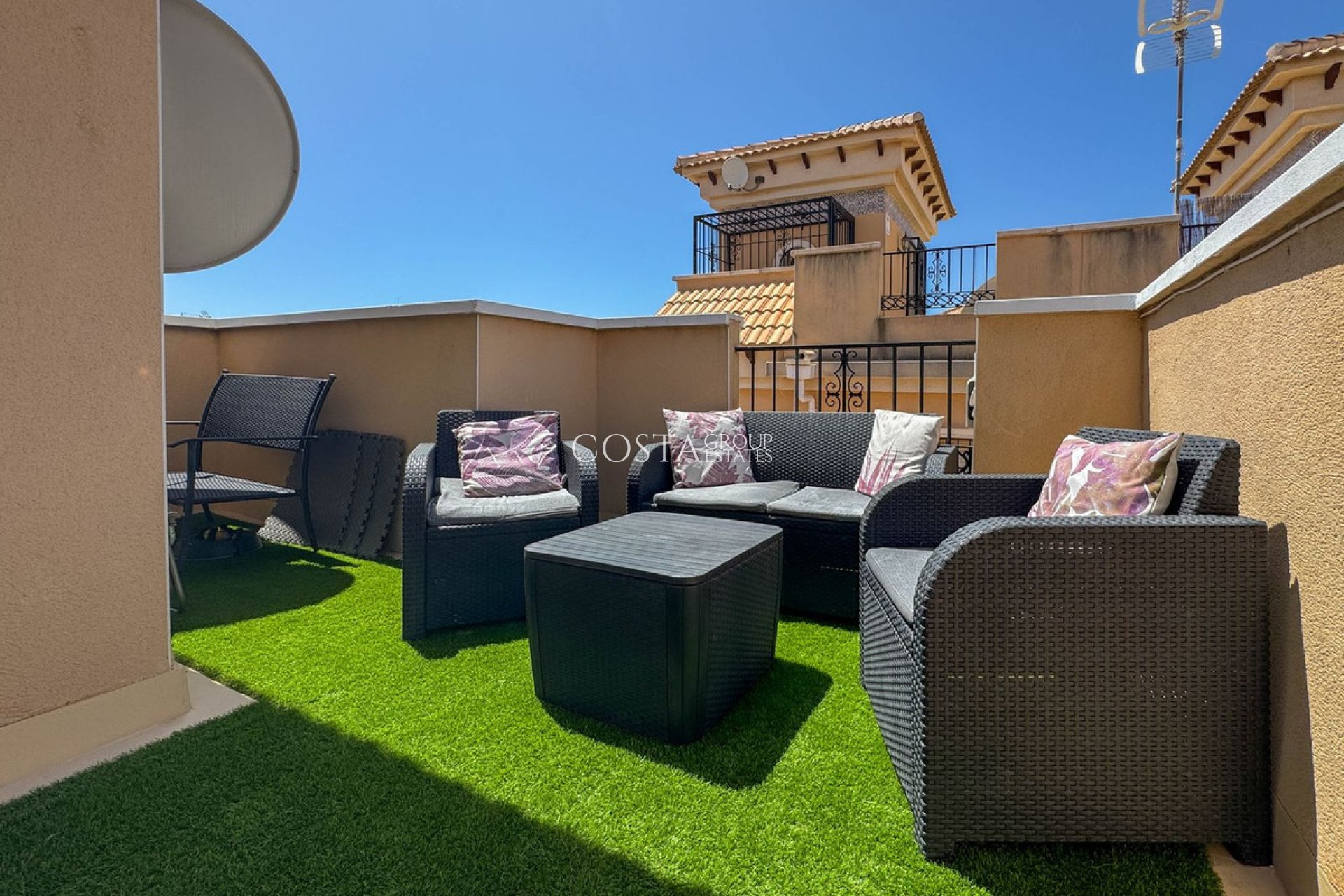 Wiederverkauf - Villa -
Orihuela - Orihuela Costa