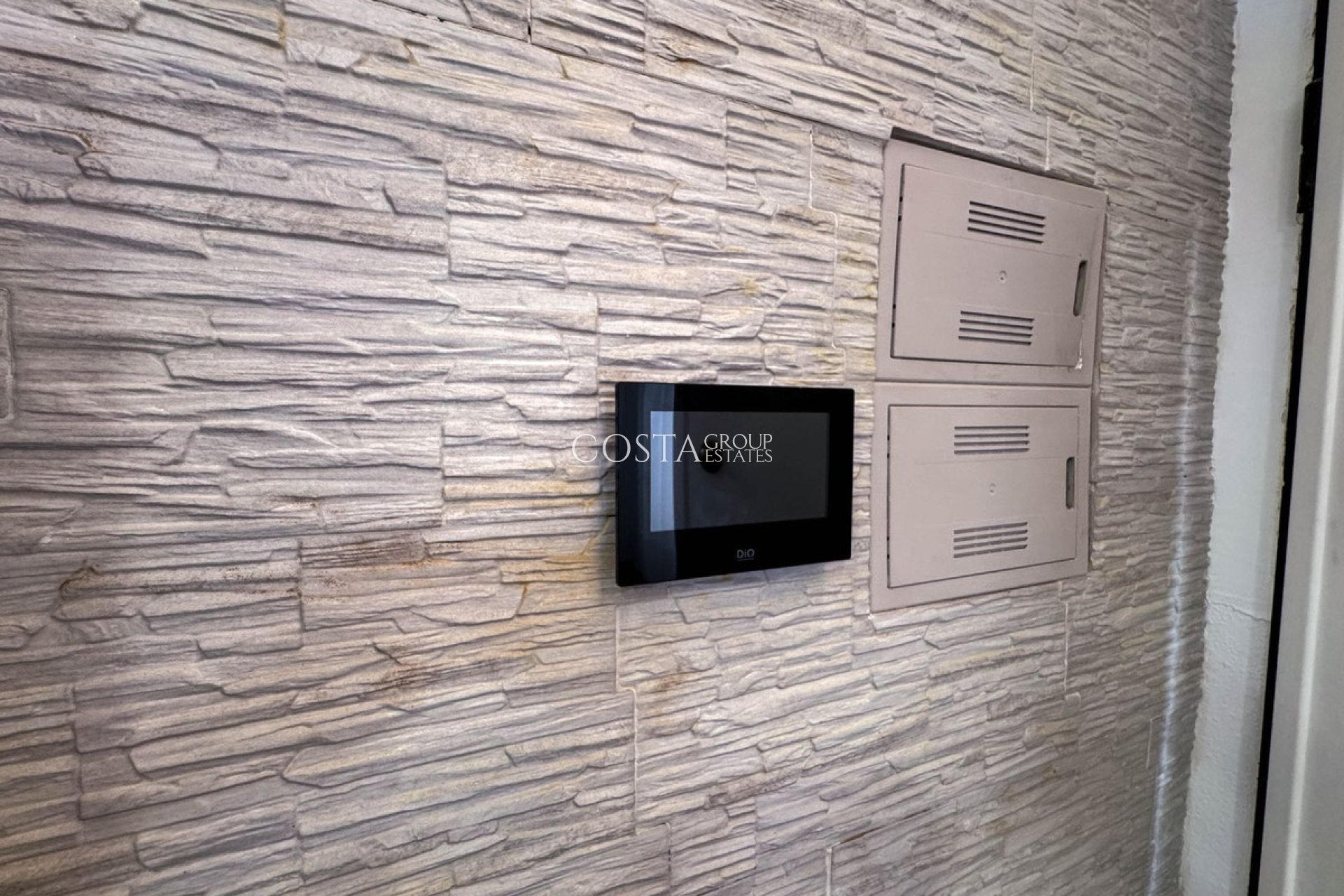 Wiederverkauf - Villa -
Orihuela - Orihuela Costa