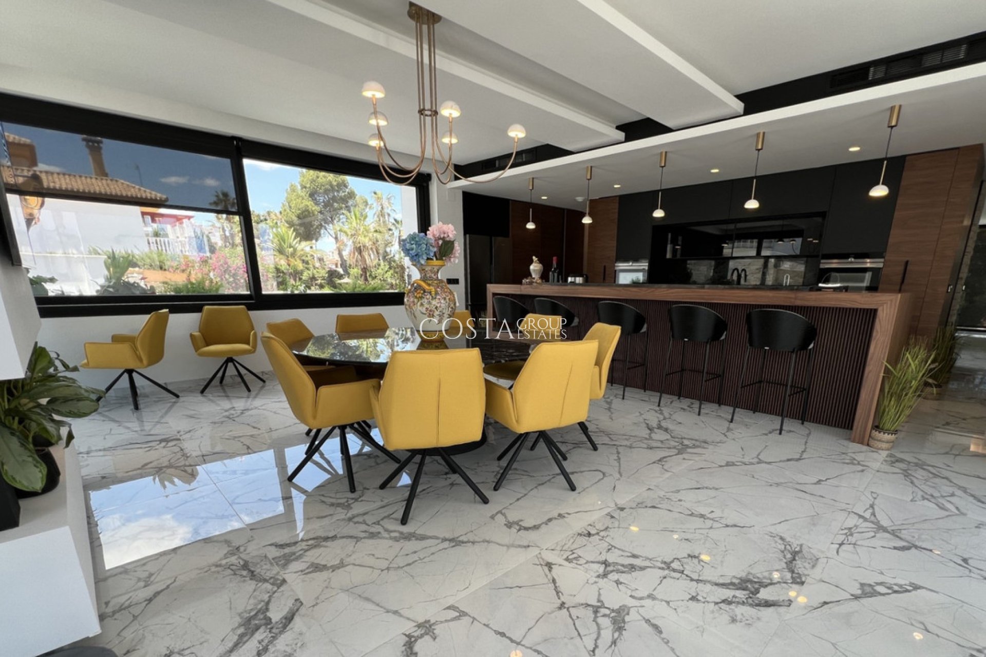 Wiederverkauf - Villa -
Orihuela - Orihuela Costa