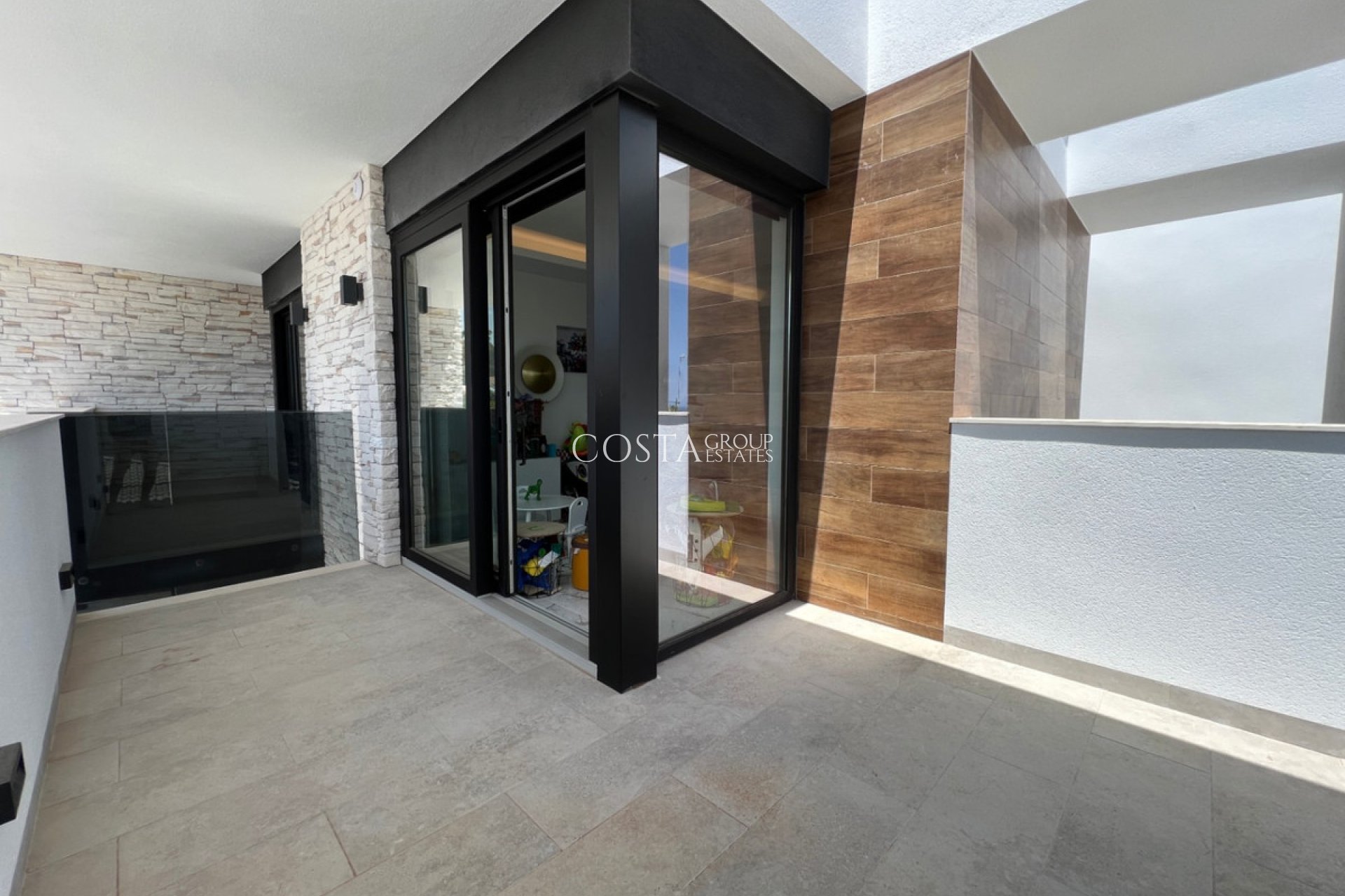 Wiederverkauf - Villa -
Orihuela - Orihuela Costa