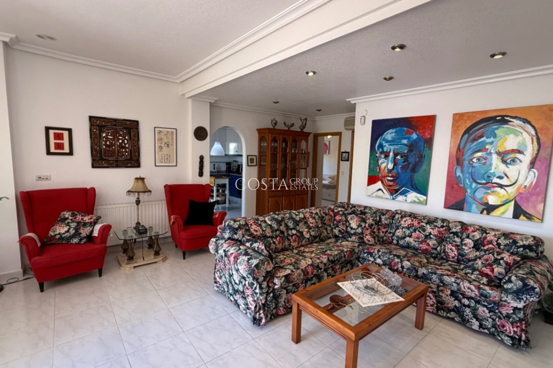 Wiederverkauf - Villa -
Orihuela - Orihuela Costa