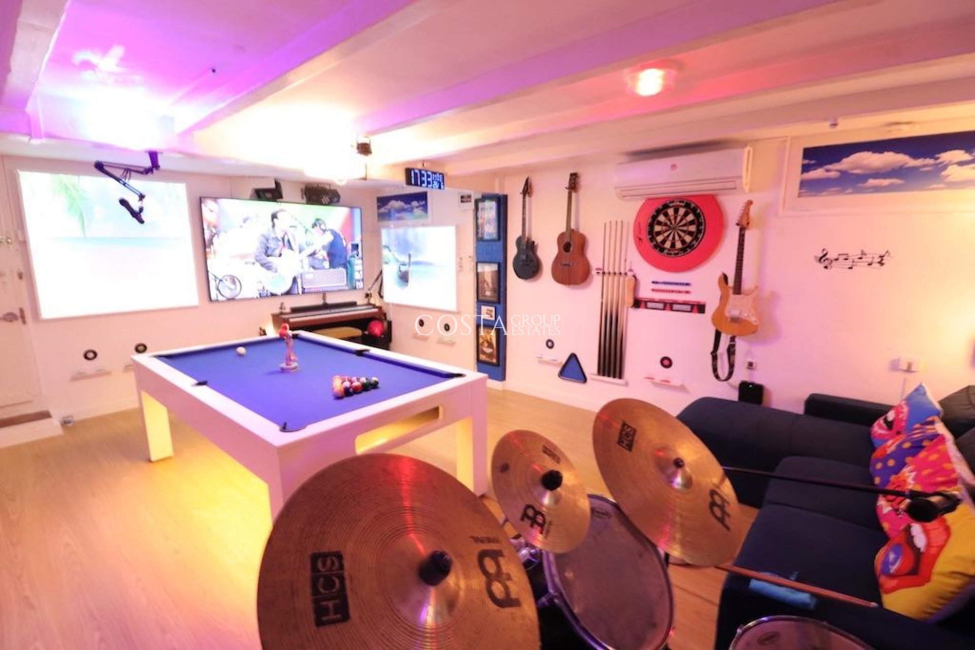 Wiederverkauf - Villa -
Orihuela - Orihuela Costa