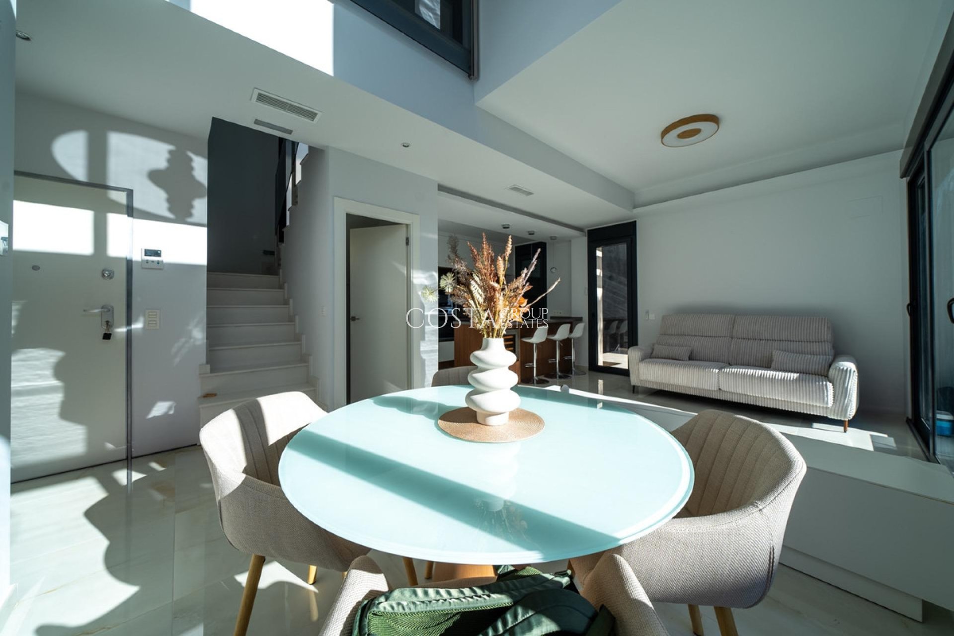 Wiederverkauf - Villa -
Orihuela - Orihuela Costa