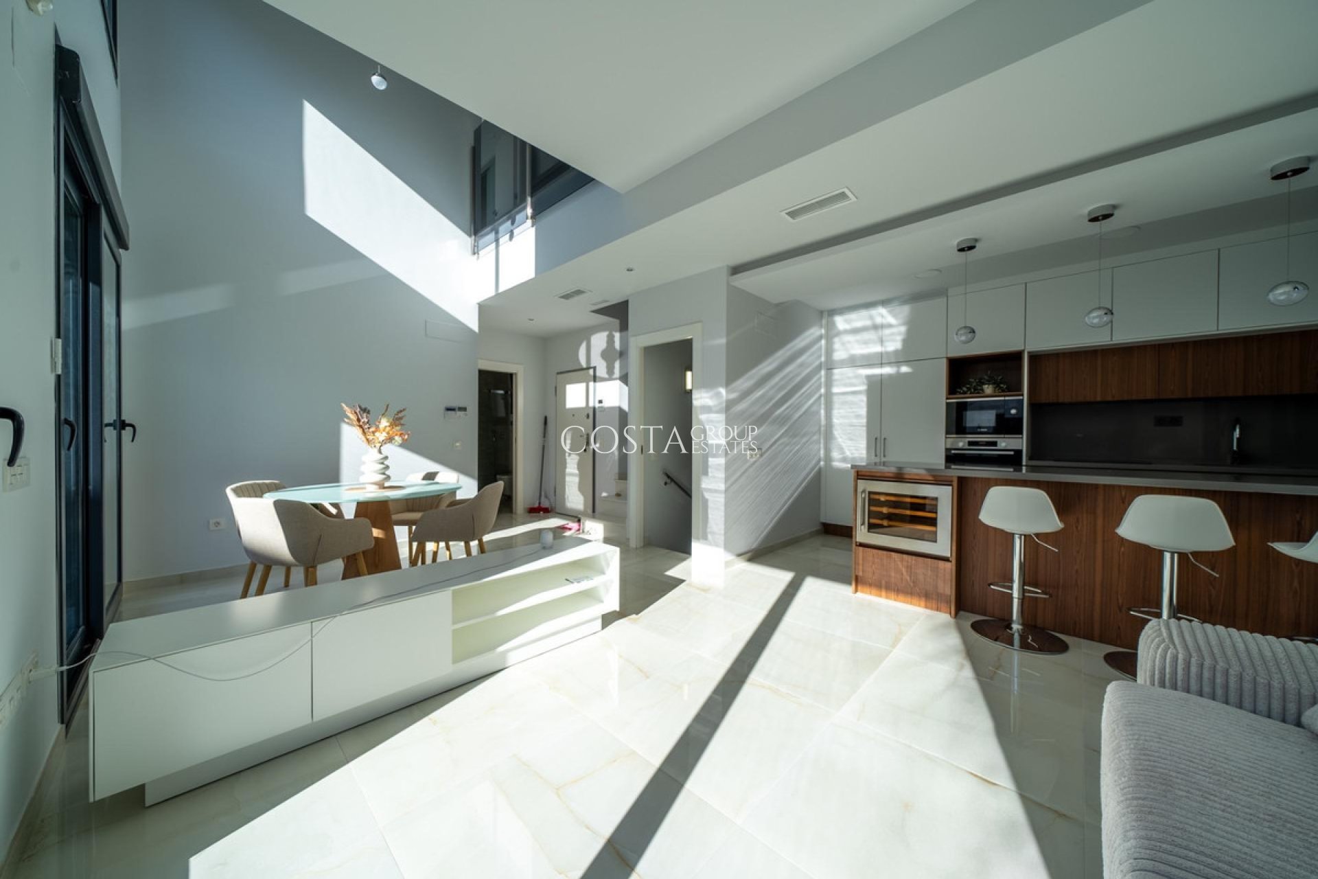 Wiederverkauf - Villa -
Orihuela - Orihuela Costa