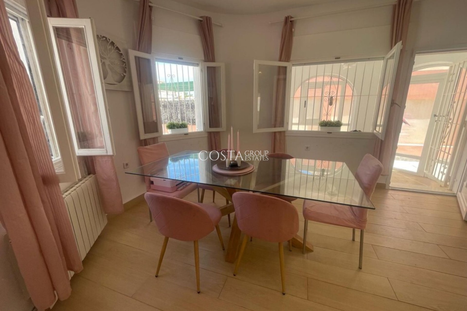 Wiederverkauf - Villa -
Orihuela - Playa Flamenca