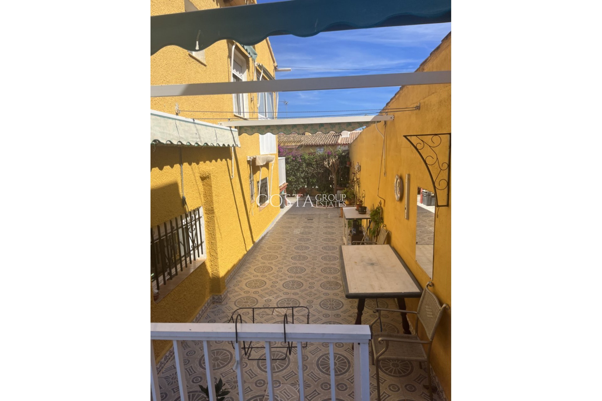 Wiederverkauf - Villa -
Orihuela - Punta Prima