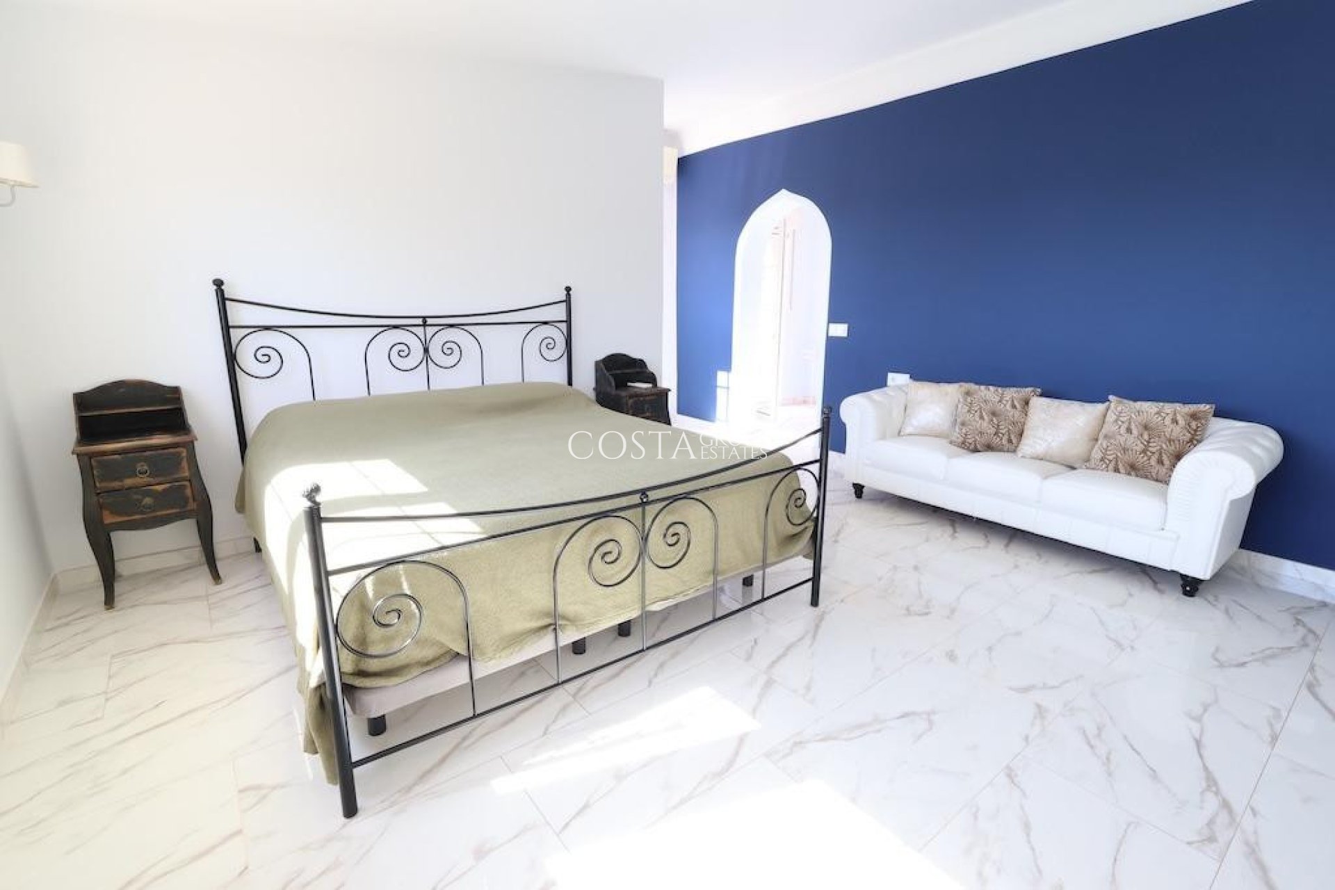 Wiederverkauf - Villa -
Orihuela - Villamartin