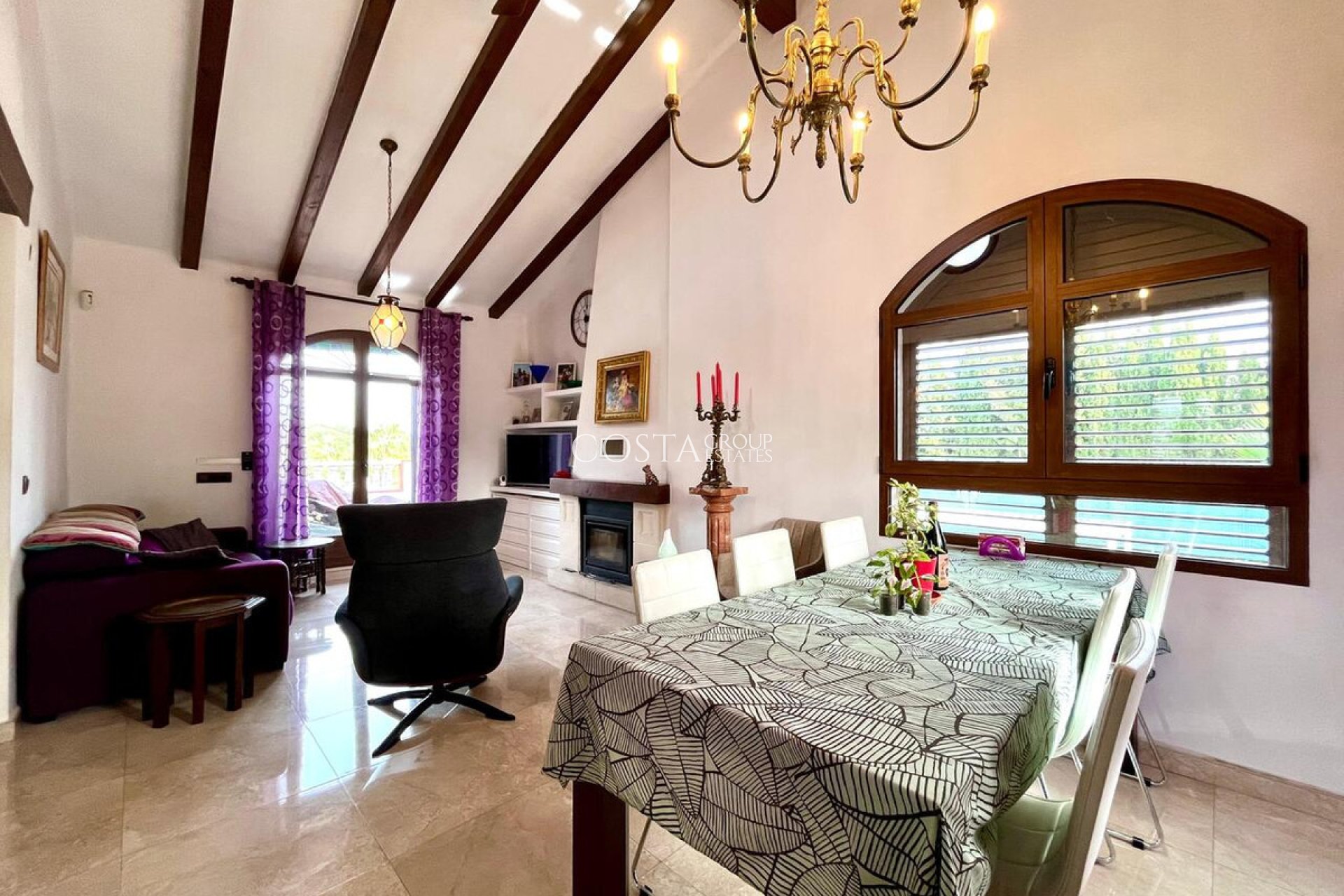 Wiederverkauf - Villa -
Orihuela - Villamartin