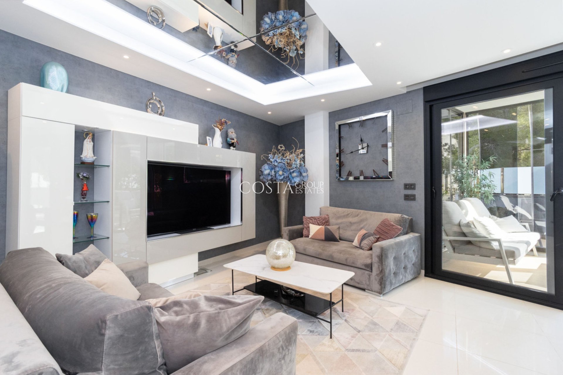 Wiederverkauf - Villa -
Orihuela - Villamartin