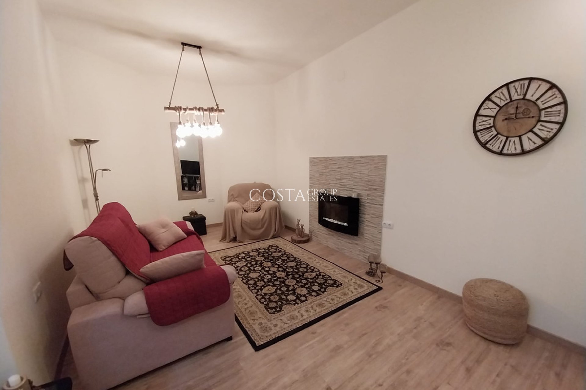 Wiederverkauf - Villa -
Orihuela - Villamartin