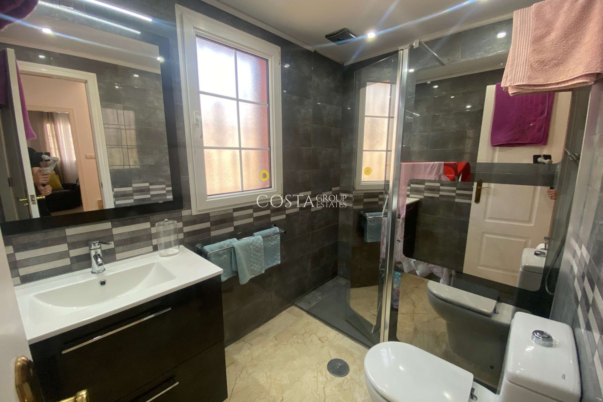 Wiederverkauf - Villa -
Orihuela - Villamartin