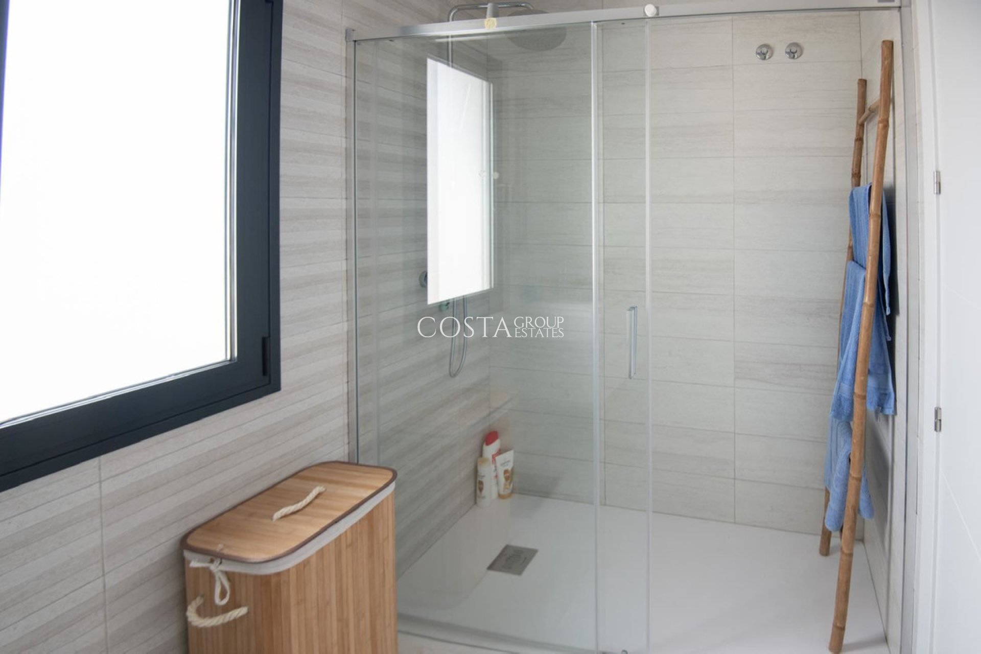 Wiederverkauf - Villa -
Pilar de la Horadada - Pilar De La Horadada