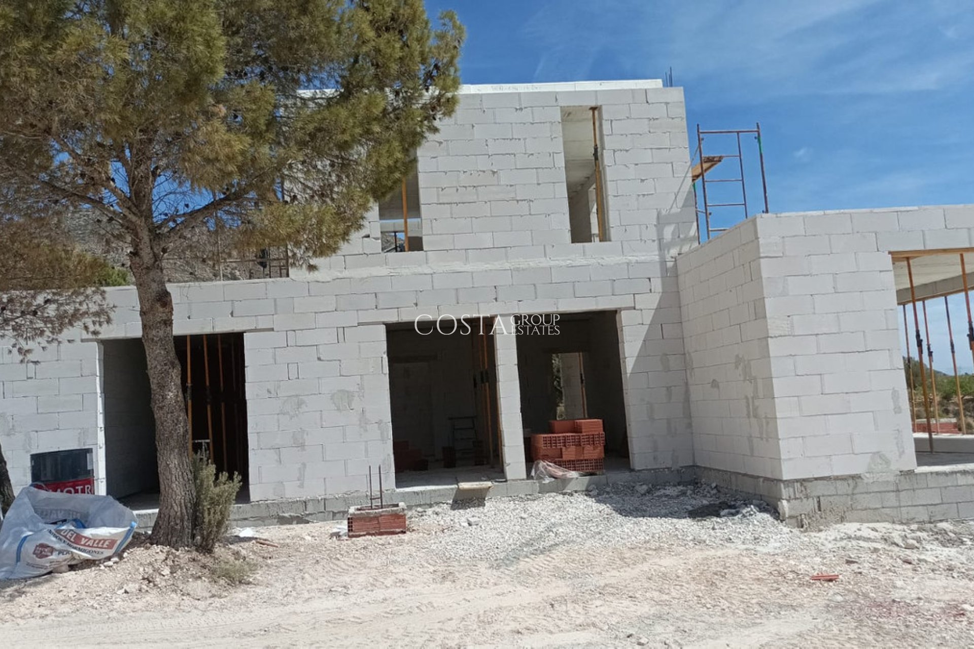 Wiederverkauf - Villa -
Pinoso - Pinoso Centro