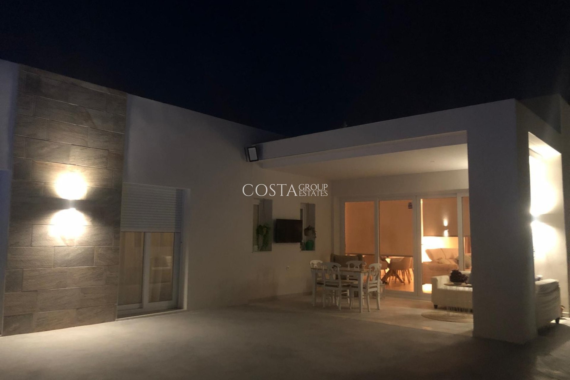 Wiederverkauf - Villa -
Pinoso - Pinoso Centro