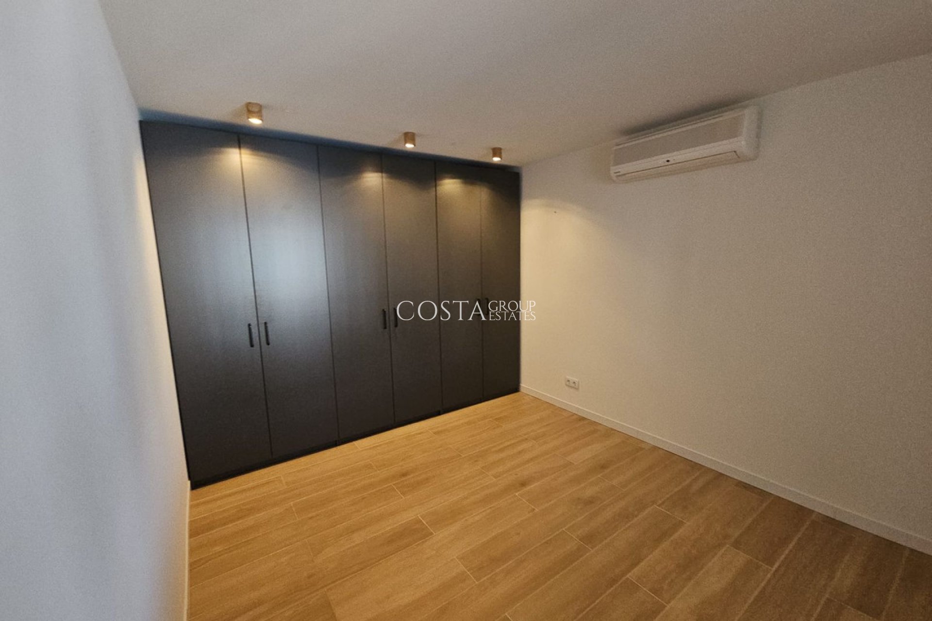 Wiederverkauf - Villa -
Rojales - Quesada