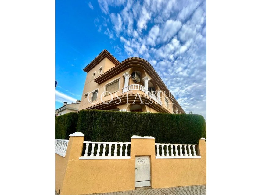 Wiederverkauf - Villa -
San Javier - San Javier Centro