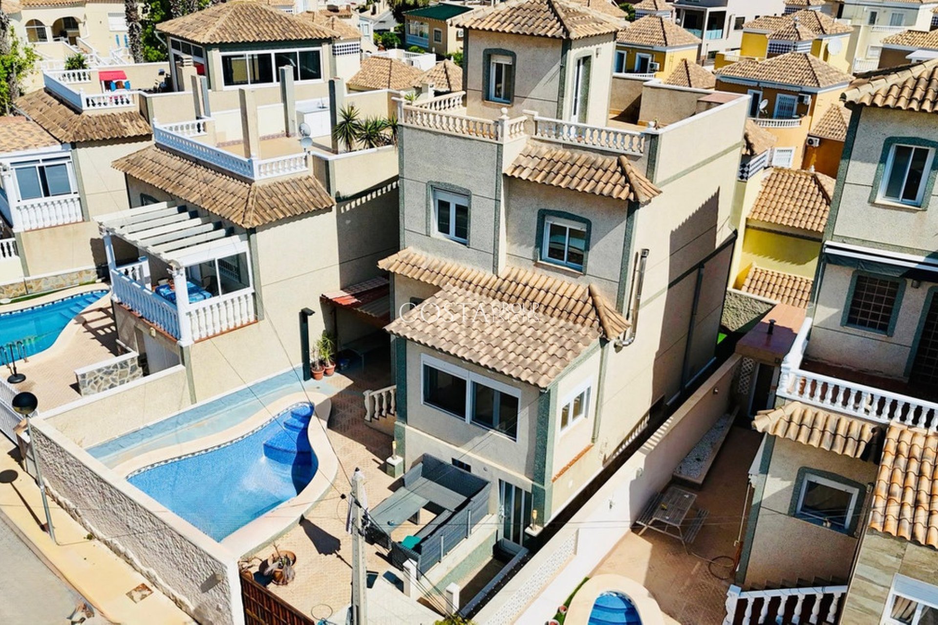 Wiederverkauf - Villa -
San Miguel de Salinas - San Miguel de Salinas Centro