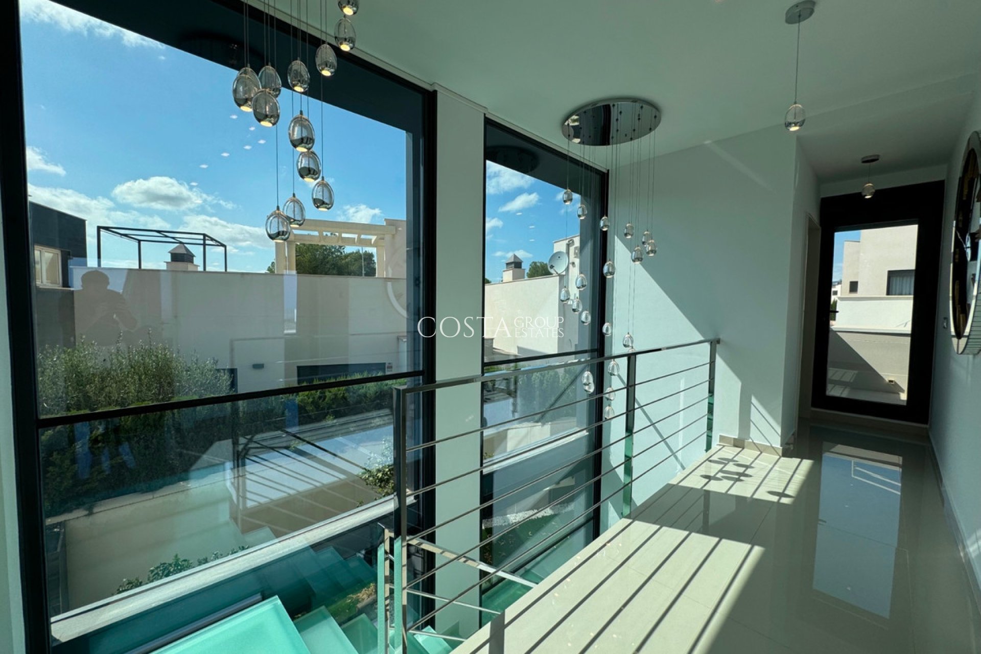 Wiederverkauf - Villa -
San Miguel de Salinas - San Miguel de Salinas Centro