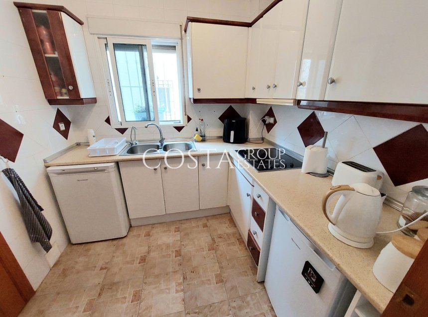 Wiederverkauf - Villa -
San Miguel de Salinas - San Miguel de Salinas Centro