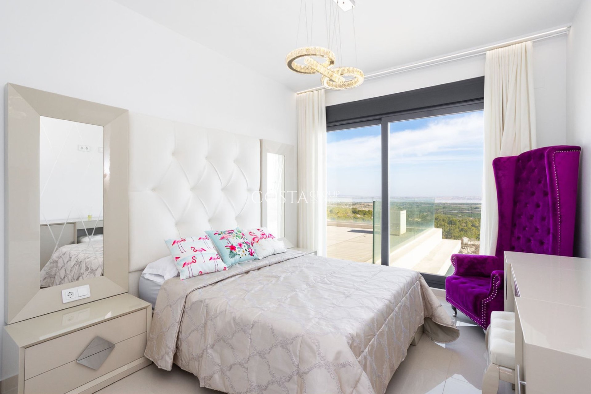 Wiederverkauf - Villa -
San Miguel de Salinas - San Miguel de Salinas Centro