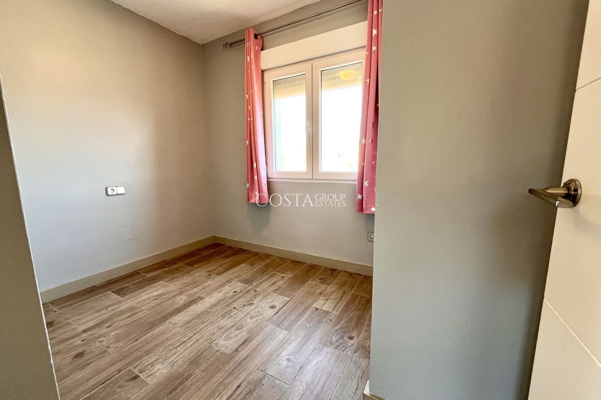 Wiederverkauf - Villa -
San Miguel de Salinas - San Miguel de Salinas Centro