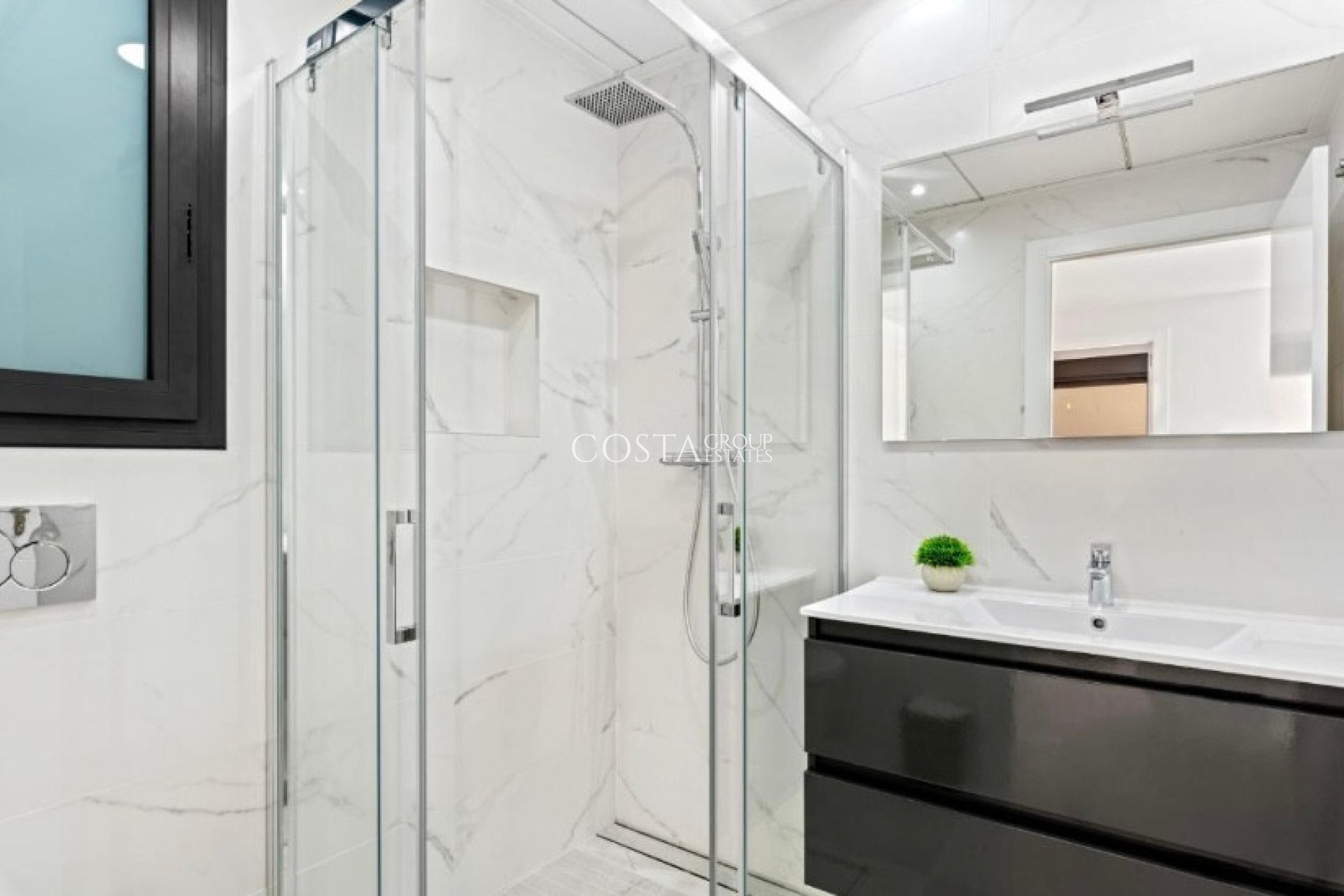 Wiederverkauf - Villa -
San Miguel de Salinas - San Miguel de Salinas Centro