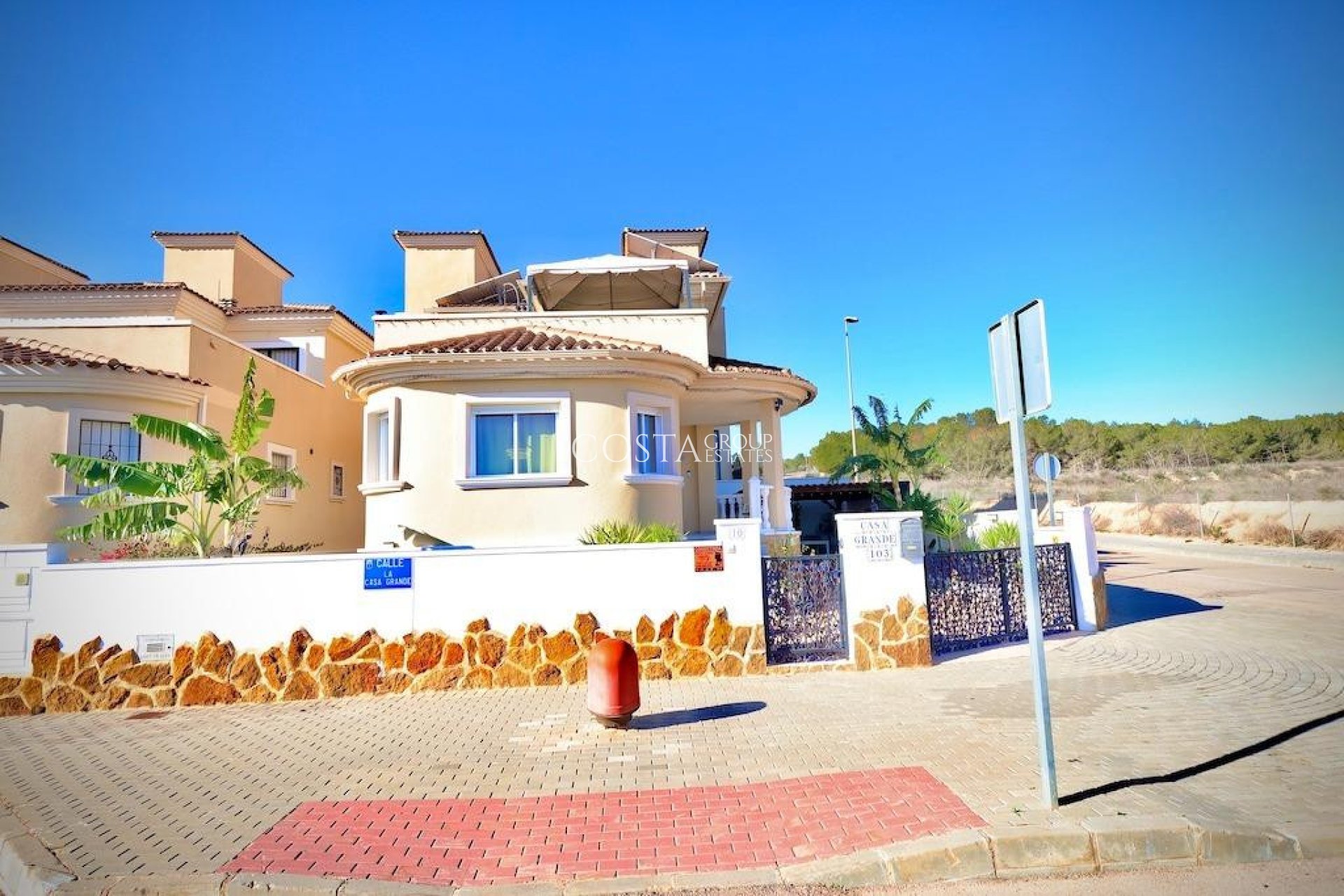 Wiederverkauf - Villa -
San Miguel de Salinas - San Miguel de Salinas Centro