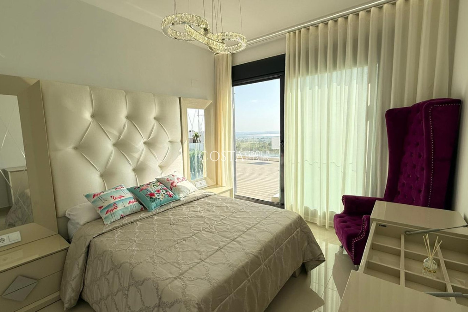 Wiederverkauf - Villa -
San Miguel de Salinas - San Miguel de Salinas Centro