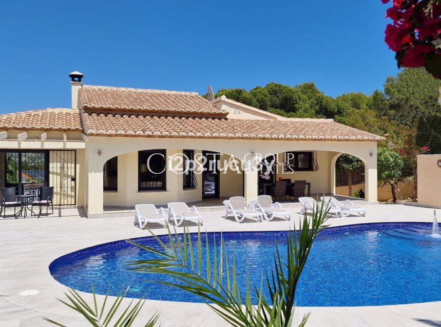 Wiederverkauf - Villa -
Teulada - Moraira