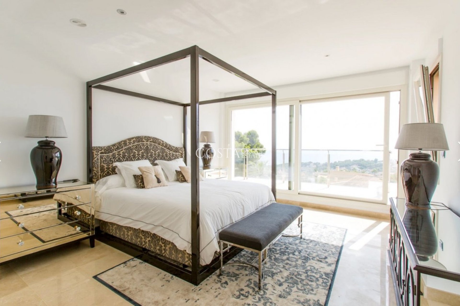 Wiederverkauf - Villa -
Teulada - Moraira