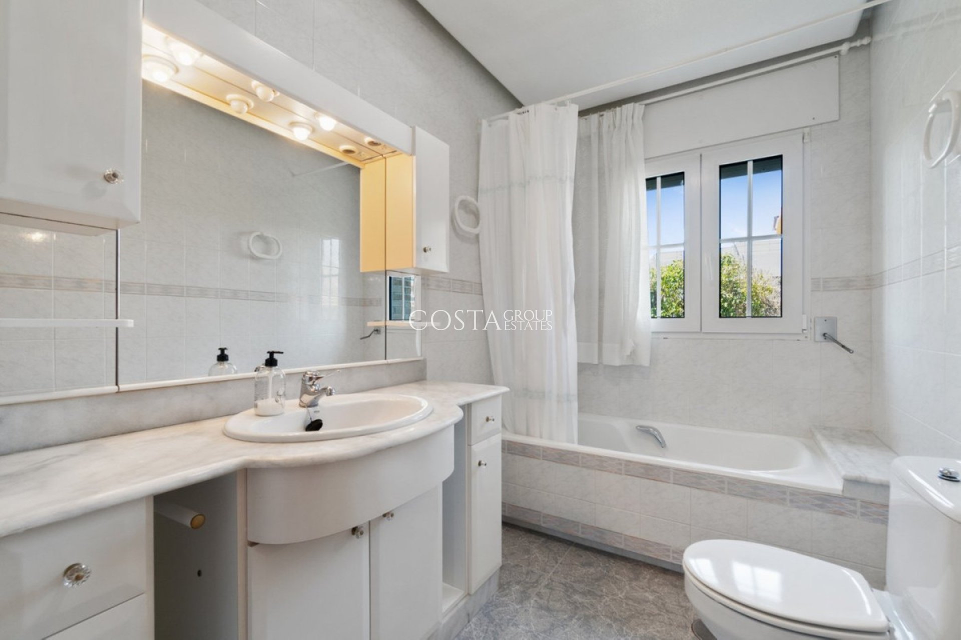 Wiederverkauf - Villa -
Torrevieja - La Veleta