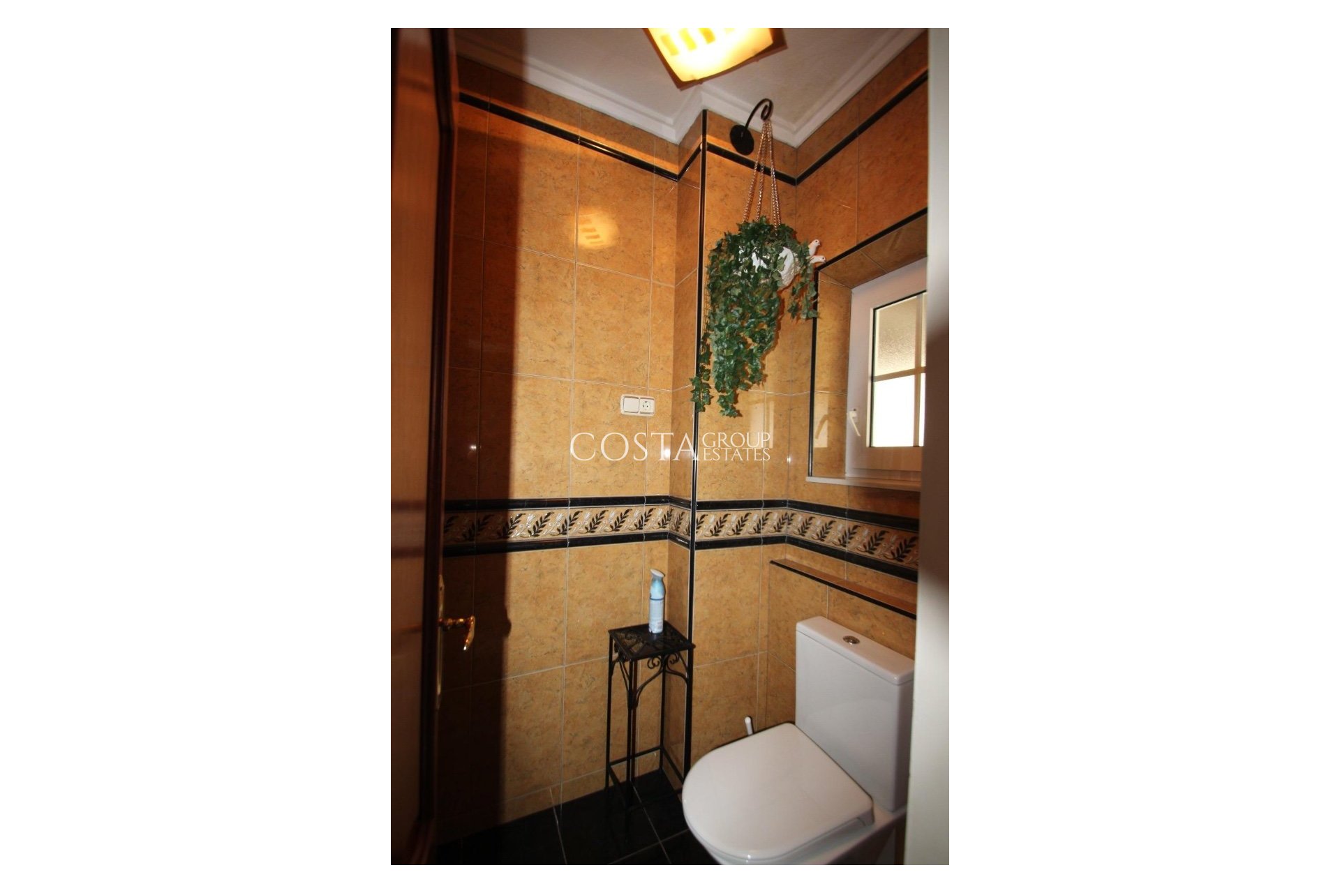 Wiederverkauf - Villa -
Torrevieja - Punta Prima