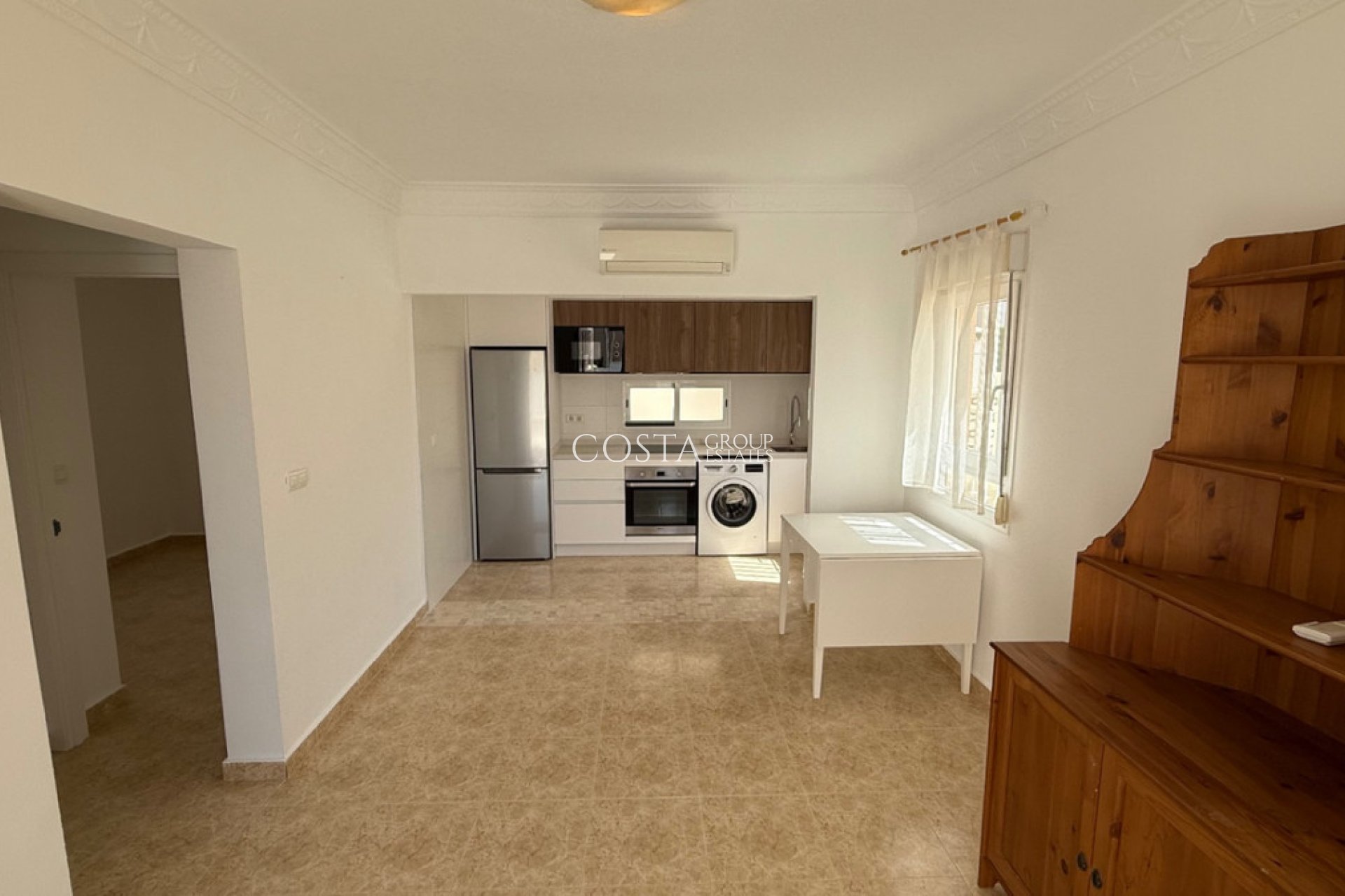 Wiederverkauf - Villa -
Torrevieja - Torrevieja Centro