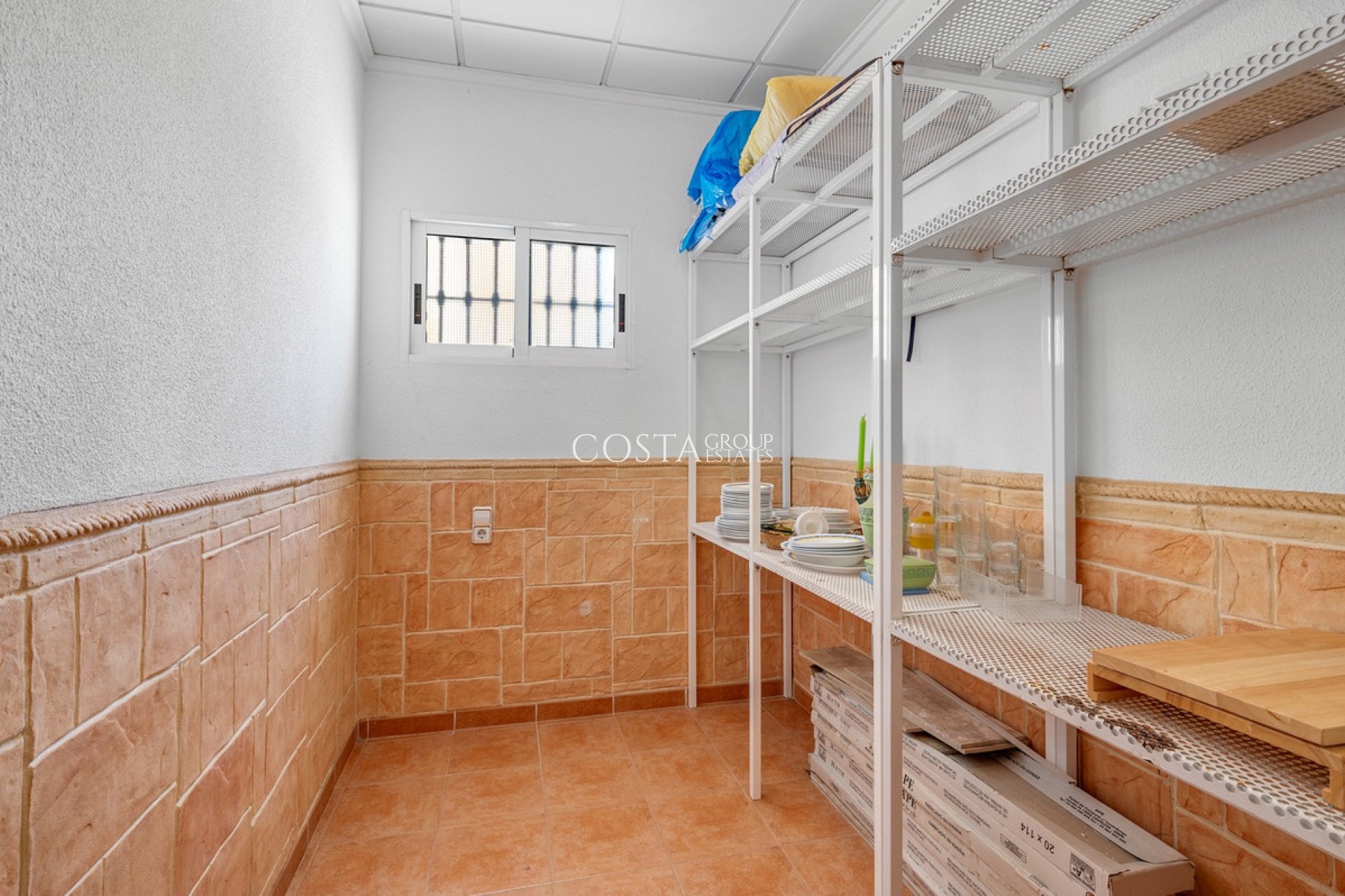 Wiederverkauf - Villa -
Torrevieja - Torrevieja Centro